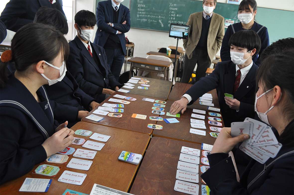 記事 須磨友が丘高校　カードゲーム「神戸王」制作のアイキャッチ画像