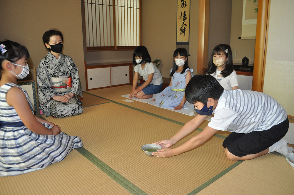 記事 西区樫野台 日本文化に触れよう～茶道体験～のアイキャッチ画像