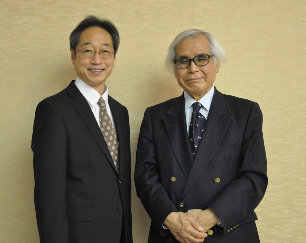 左から片山博郷事務局長、楠本利夫会長 | 編集記事 | ビバ!ニュータウン編集室