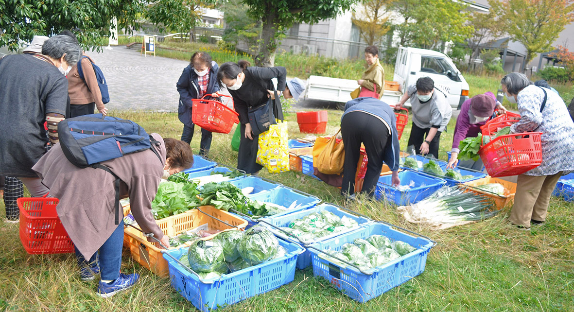 記事 ＵＲルゼフィール名谷東団地　農産物の販売会のアイキャッチ画像