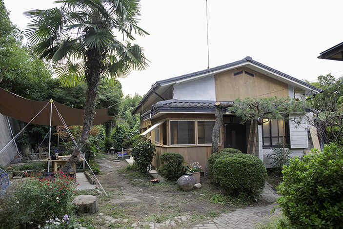 記事 ”普請”で古民家再生「ハタ」〜地域の人々の交流を紡ぐ〜のアイキャッチ画像